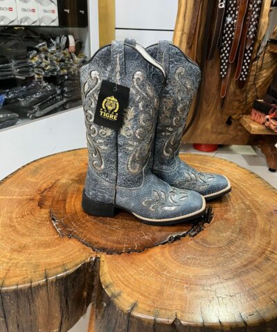 Bota Texana Feminina Azul Estilo Craquelada com Strass