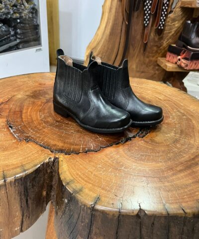 Botina Infantil Preta Clássica