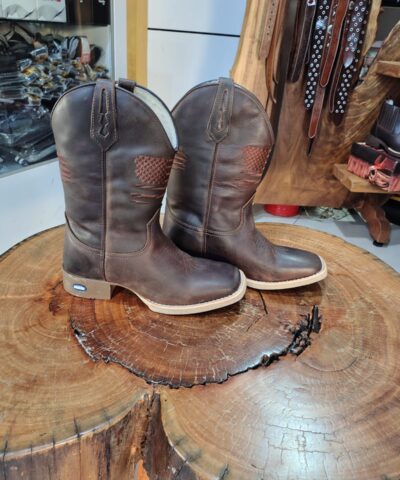 Bota Texana Marrom Café com Bordado Bandeira dos EUA