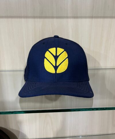 Boné New Holland Trucker Azul Marinho Logo Folha Bordado
